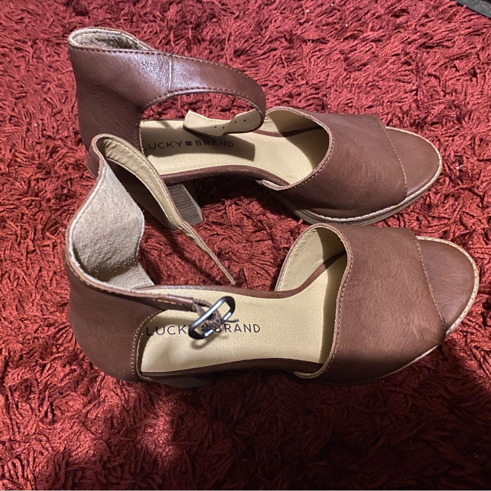 Lucky Beand High heel sandals